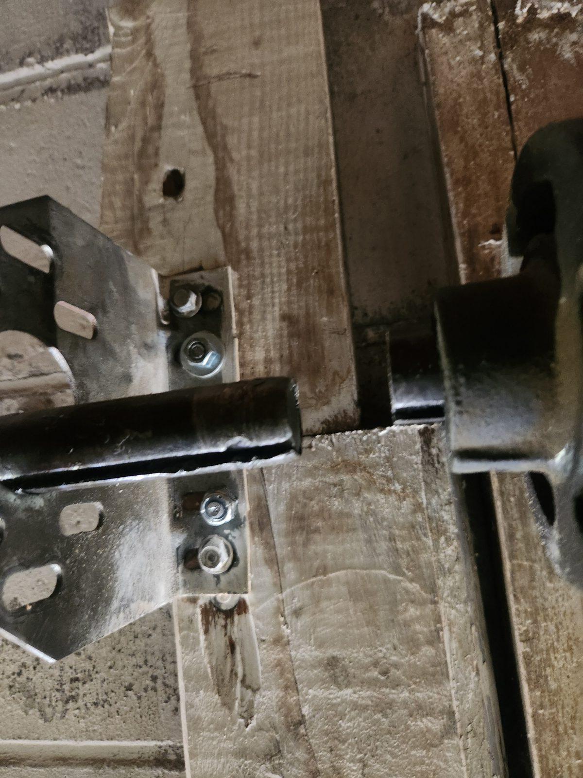 Close-up of the gap in a snapped torsion spring