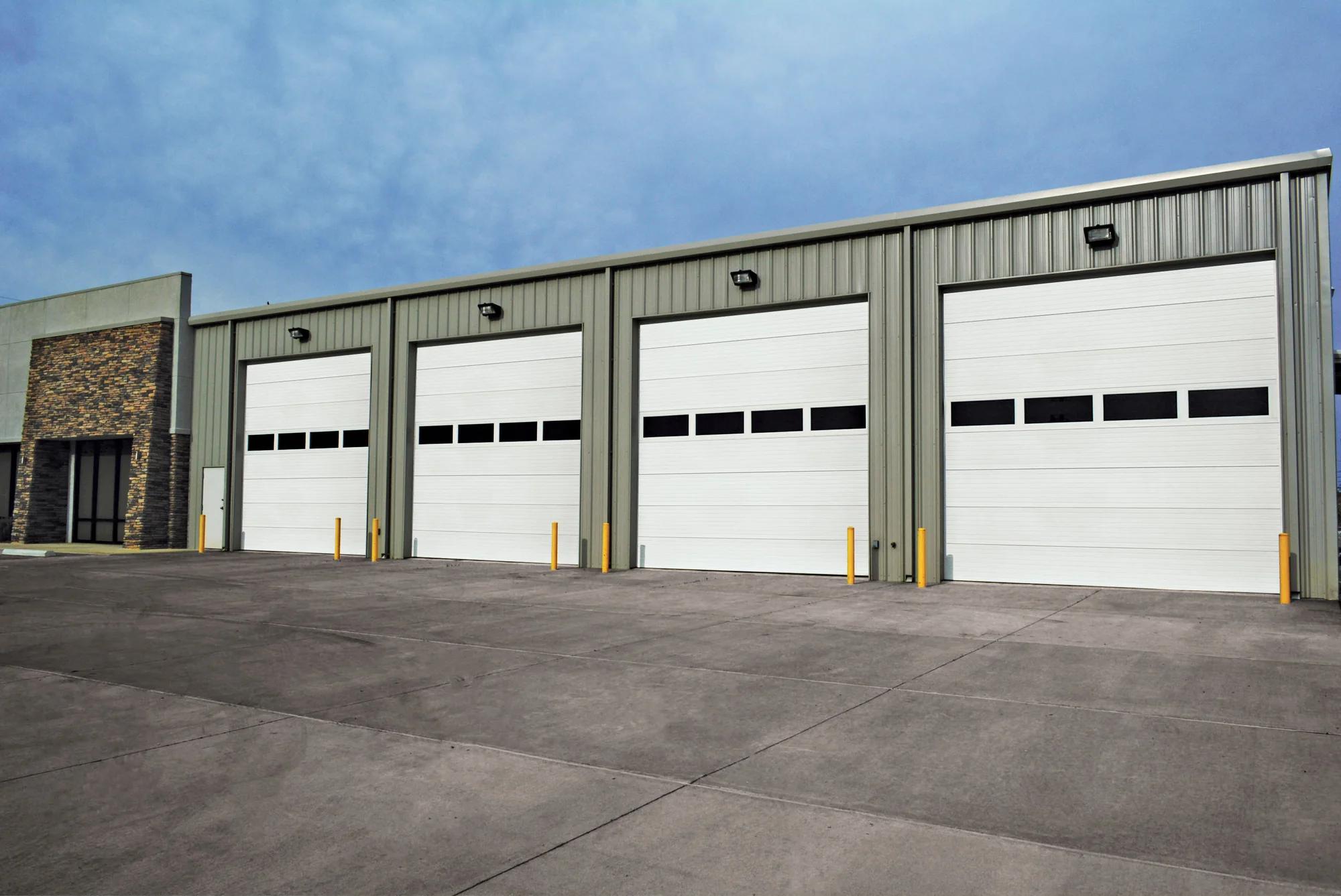 Hörmann 324S Commercial Sandwich Door — photo 2